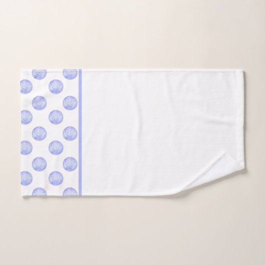 Periwinkle Polka Dots Bad Handdoek (Handdoek)