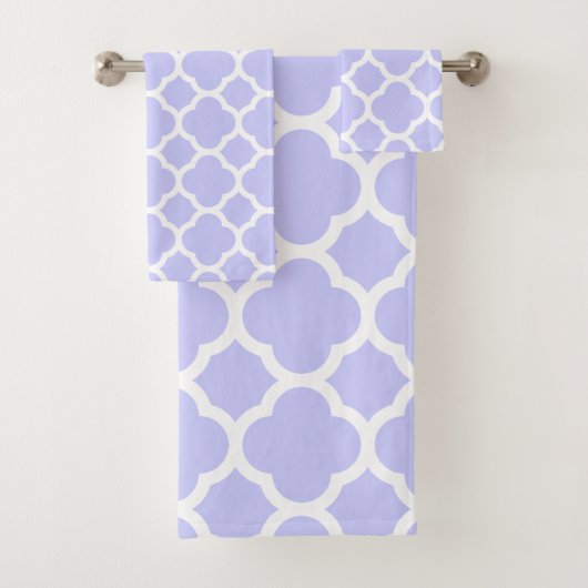 Periwinkle Quatrefoil Patroon Bad Handdoek (Insitu)