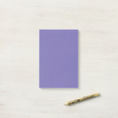 Periwinkle Solid Color Post-it® Notes (Op bureau)