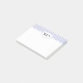 Periwinkle witte chevron patroon monogrammed post-it® notes (Schuin)