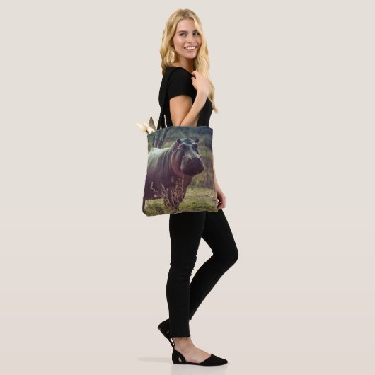 Permanente Hippo Posing in camera in Africa Foliag Tote Bag (Op model)