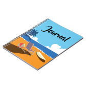 Perscène met Surfer, stoel en helder sinaasappel Notitieboek (Linkerzijde)