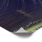 Perseïde sterrensporen boven stadslichten poster (Hoek)