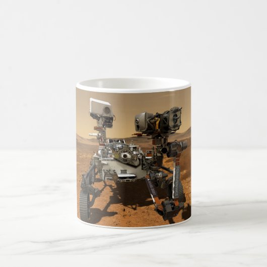 Perseverance Rover werkt op het oppervlak van Mars Koffiemok (Center)