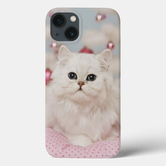 Persian cat sitting on pink pillow Case-Mate iPhone case (Achterkant)