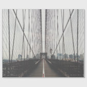 PERSON RUNNING OP BRIDGE CADEAUPAPIER (Vlak)