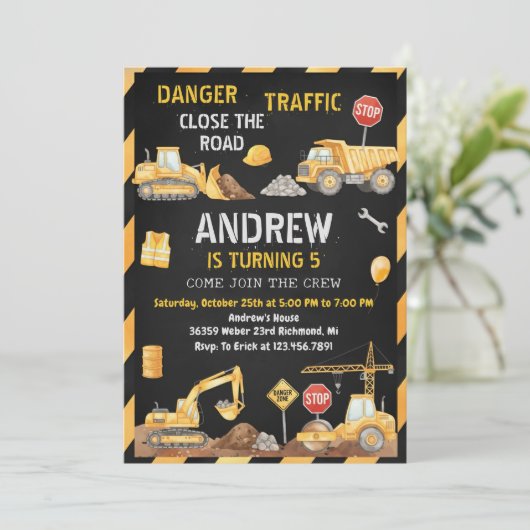 Personal A Modern Construction Birthday Party Kaart (Staand voorkant)