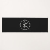 Personal Black White Classy Monogram Yogamat (Voorkant (horizontaal))