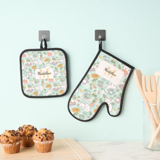 Personal Tea Monogram Mint Green  Ovenwant & Pannenlap Set (Insitu(Ophanging))