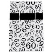 Personalisatie: Over The Hill 60th Birthday Theme Medium Cadeauzakje (Achterkant)