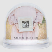 Personalised Pregnancy Announcement Snow Globe. Sneeuwbol (Voorkant)