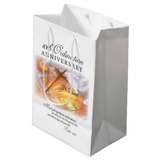 Personaliseer, 10e Jubileum voor bestellingen, Kru Medium Cadeauzakje (Achterkant Gekanteld)