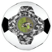 Personaliseer B & W Camo Hond Naam Afbeelding Spel Voetbal (Gedraaid)
