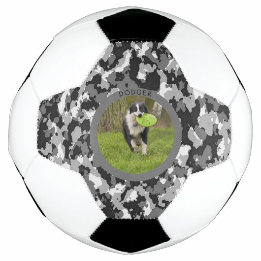 Personaliseer B & W Camo Hond Naam Afbeelding Spel Voetbal (Voorkant)