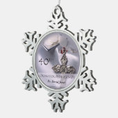 Personaliseer de 40ste Congraten van het Jubileum  Tin Sneeuwvlok Ornament (Rechts)
