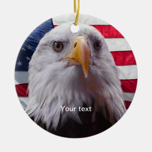 Personaliseer de Amerikaanse adelaar en vlag Keramisch Ornament (Voorkant)
