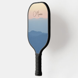 Personaliseer de prachtige Colour Mountains Montse Pickleball Paddle