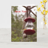 Personaliseer Eekhoorn ondersteboven op de feeder Kaart (Gele Bloem)