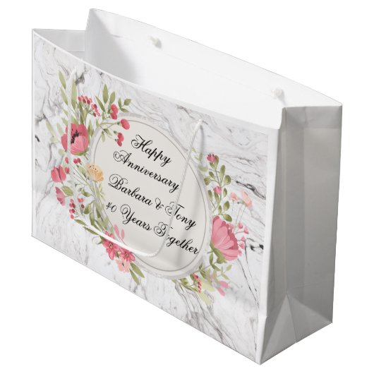 Personaliseer Happy Jubileum Groot Cadeauzakje (Voorkant Gekanteld)