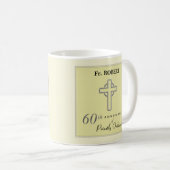 Personaliseer het 60ste Jubileum Priest in reliëfd Koffiemok (Voorkant rechts)