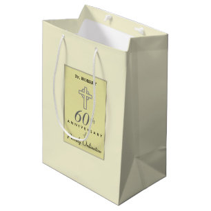 Personaliseer het 60ste Jubileum Priest in reliëfd Medium Cadeauzakje