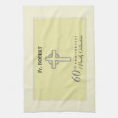 Personaliseer het 60ste Jubileum Priest in reliëfd Theedoek (Verticaal)