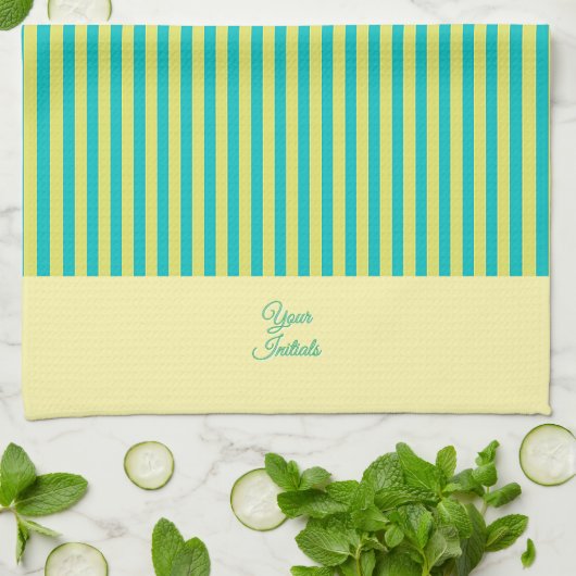 Personaliseer huwelijkscadeau geel gestreept geel theedoek (Gevouwen)