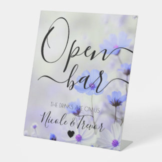Personaliseer: Indigo Glow Bloemen Trouwfeest Open Reclamebord Met Voetstuk