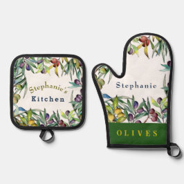 Personaliseer kleurrijke olijven die aan wijnstokk ovenwant & pannenlap set