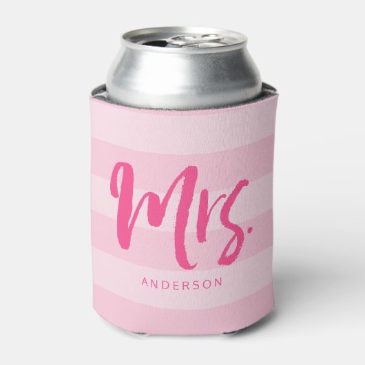 Personaliseer met Naam Preppy Mrs Pink Stripes Blikjeskoeler (Blikje Voorkant)