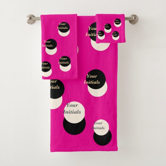 Personaliseer met uw Initialen Offset HT Pink Fun Bad Handdoek (Insitu)