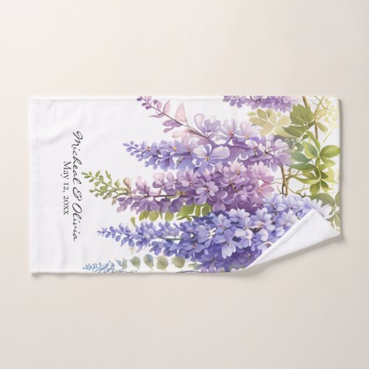 Personaliseer paarse waterverf wisteria floral bad handdoek (Handdoek)