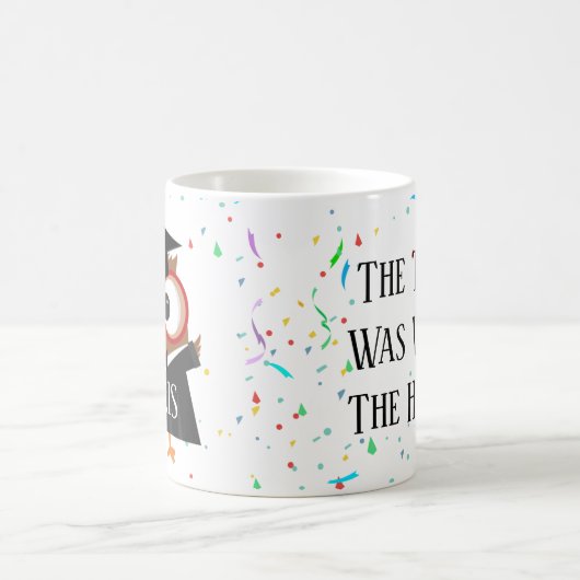 Personaliseer pet en toga de mok van uilafstuderen (Center)