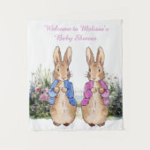 Personaliseer Peter en Flopsy Baby shower Klein Wandkleed (Voorkant)