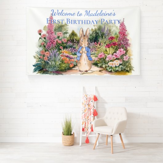 Personaliseer Peter het konijn Eerste Verjaardagsf Spandoek (Insitu)