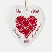 Personaliseer. Rode harten. Ruby Wedding Jubileum. Keramisch Ornament (Rechts)