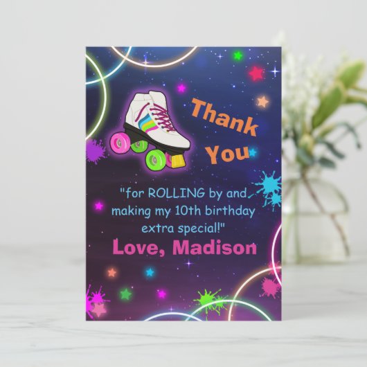 Personaliseer Roller Skating Neon Birthday Bedankkaart (Staand voorkant)