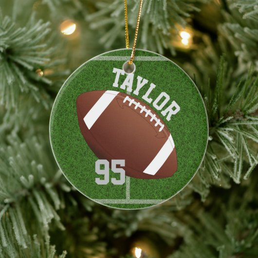 Personaliseer spelernaam en het Football van het A Keramisch Ornament (Boom)