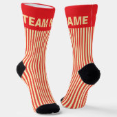 Personaliseer TEAMNAAM Red Stripe Sokken (Gebogen)