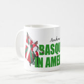 Personaliseer tekst, moderne Basken in Amerika log Koffiemok (Voorkant links)