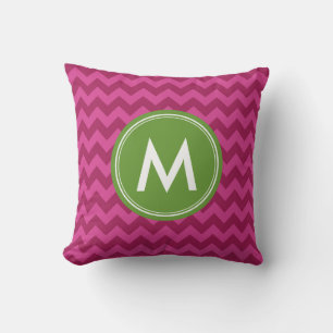 Personaliseer Trendy Paarse Chevron Monogram Kussen