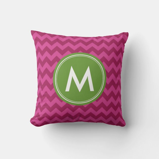 Personaliseer Trendy Paarse Chevron Monogram Kussen (Voorkant)
