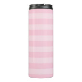 Personaliseer u met de naam Mrs Preppy Pink Stripe Thermosbeker (Achterkant)