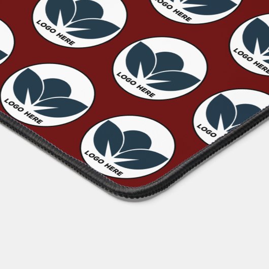 Personaliseer uw bureau: Dark Red Custom Logo Bureaumat (Hoek)
