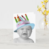 Personaliseerbare het Schreeuwen Baby in een Pet Kaart (Gele Bloem)