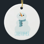 PERSONALISEERD SNOWMAN-ORNAMENT KERAMISCH ORNAMENT<br><div class="desc">Dit persoonlijke SNOWMAN-ORNAMENT is een groot geschenk voor een vriend,  familielid,  medewerker,  enz. Het heeft prachtige letters en je kunt het op elke manier die je wilt personaliseren. (voorbeeld: "Mr. "Lindsey Marie",  "Kerstmis van 2020" enz.</div>