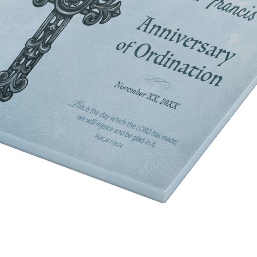 Personaliseren, Jubileum bestellen Priest, kruis Snijplank (Hoek)