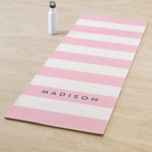 Personaliseren met de naam Preppy Pink & White Str Yogamat (In situ)