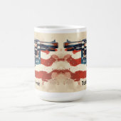 Personalize 2nd Amendment Coffee Mug USA Flag Koffiemok (Center)