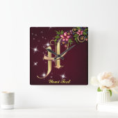 Personalize Monogram H Wall Clock Vierkante Klok (Huis)